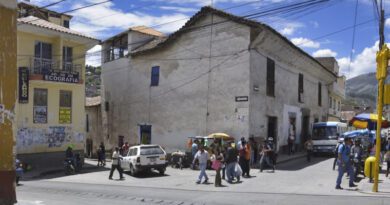 Cinco Esquinas Tradiciones de Huamanga Huamanguina