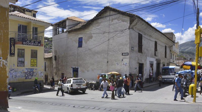 Cinco Esquinas Tradiciones de Huamanga Huamanguina